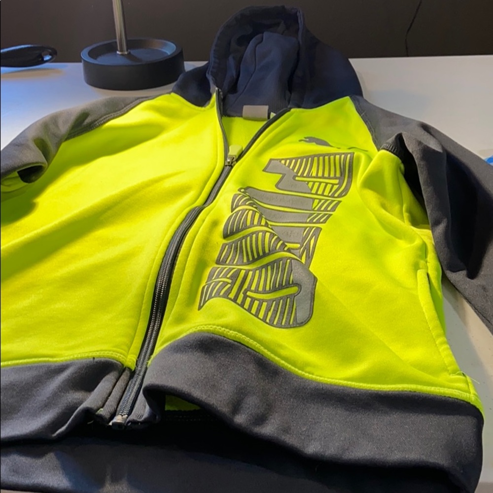 PUMA sweatshirt